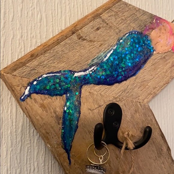 Mermaid Hanger (Handmade by me) - Picture 3 of 6